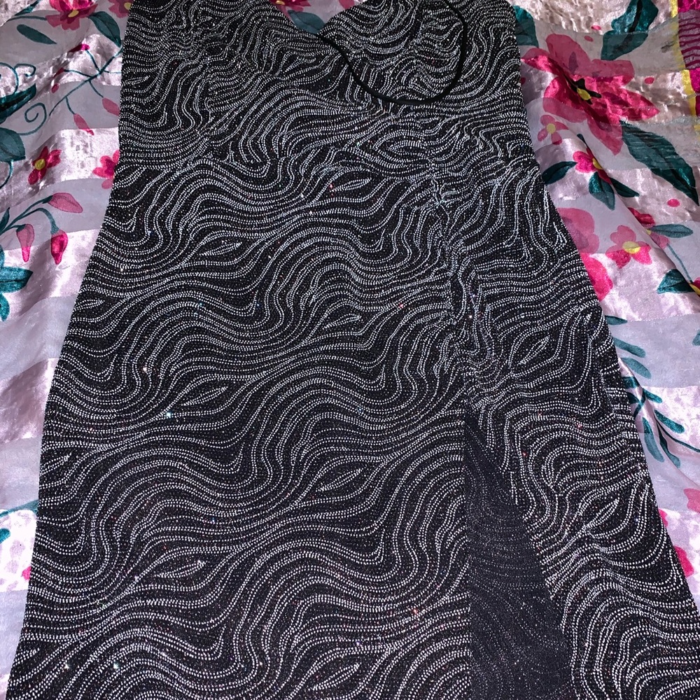 Side slit glittery dress . Sexy back 😍🥰